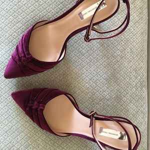 Inc Burgundy Velvet Pump